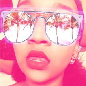 Meet your Posher, Anabel